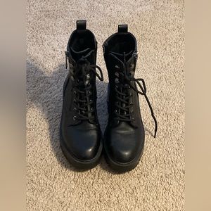 Guess combat boots size 7  in woman’s barely worn